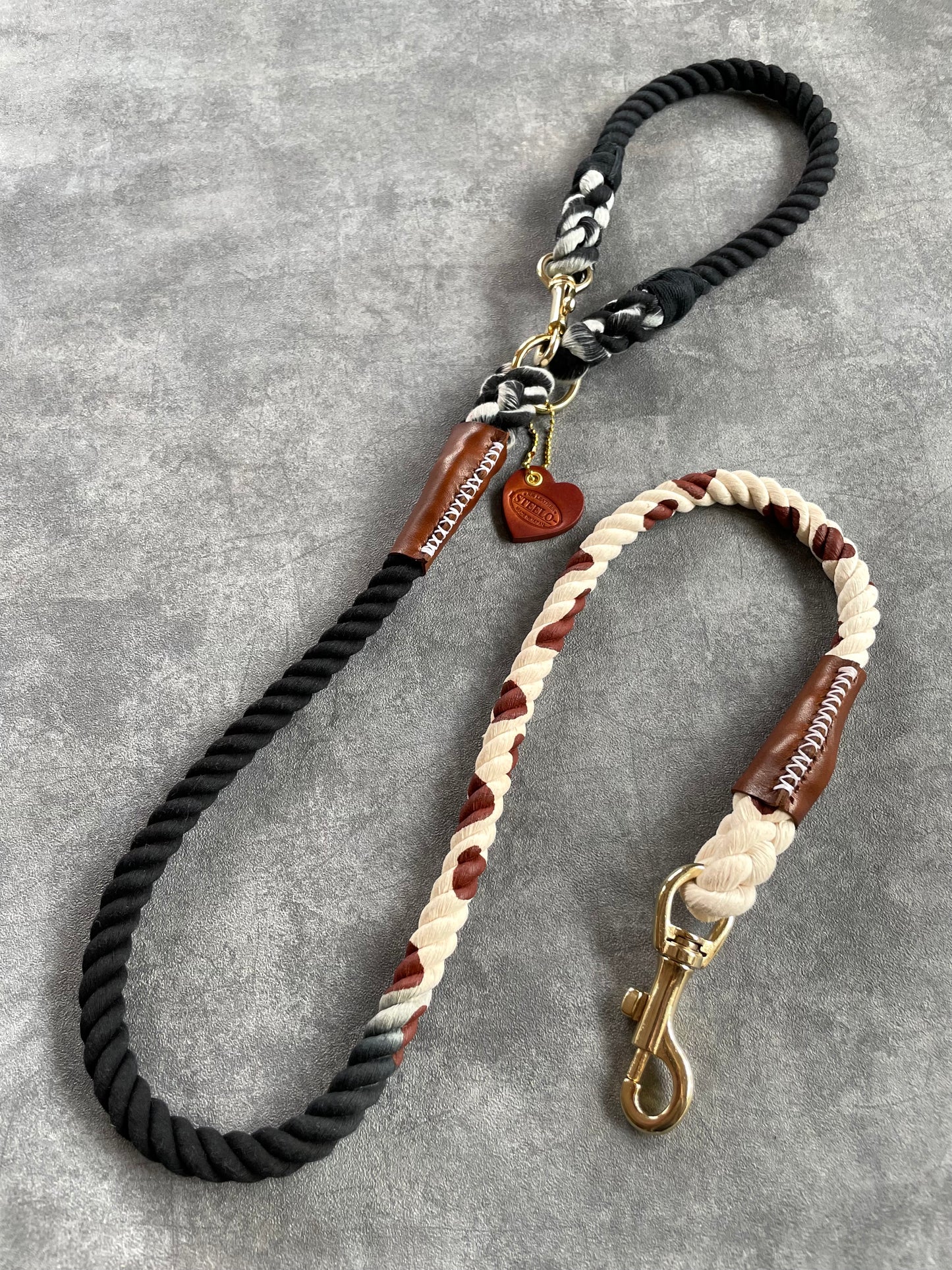 GRADATION COW PATTERN CAFE ROPE LEAD/太さ12mm/20kg迄