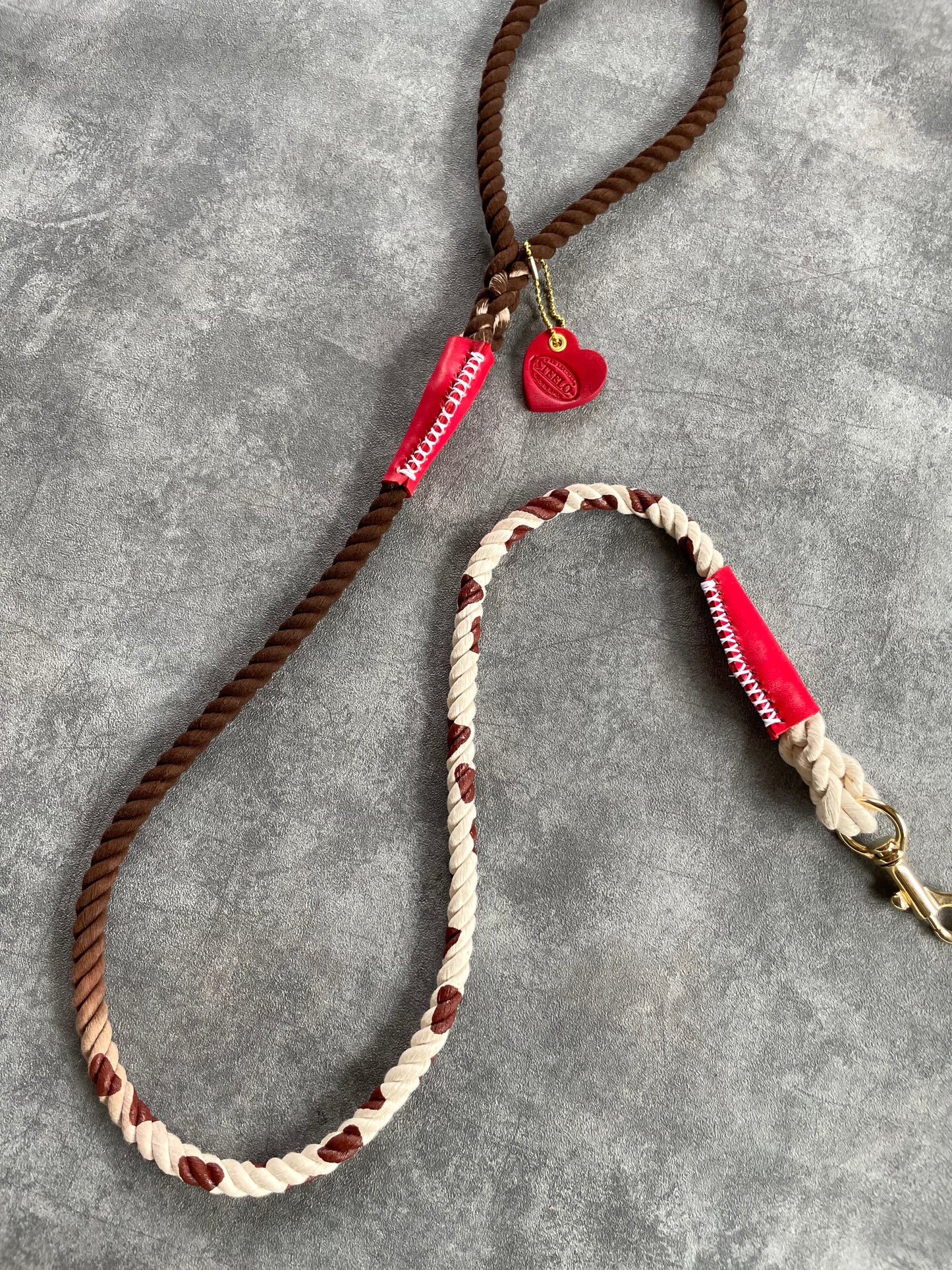 GRADATION COW PATTERN ROPE LEAD/太さ9mm/15kg迄