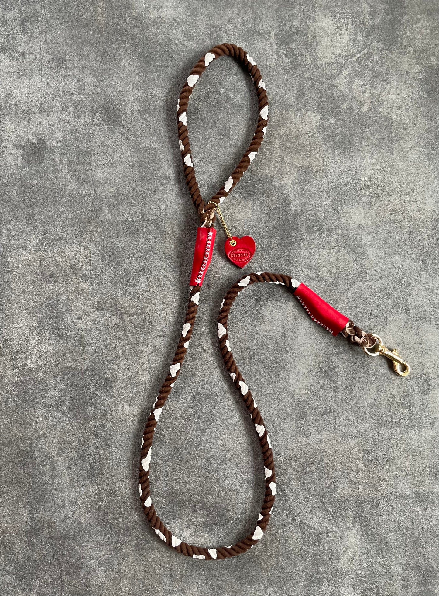 COW PATTERN ROPE LEAD/太さ9mm/15kg迄