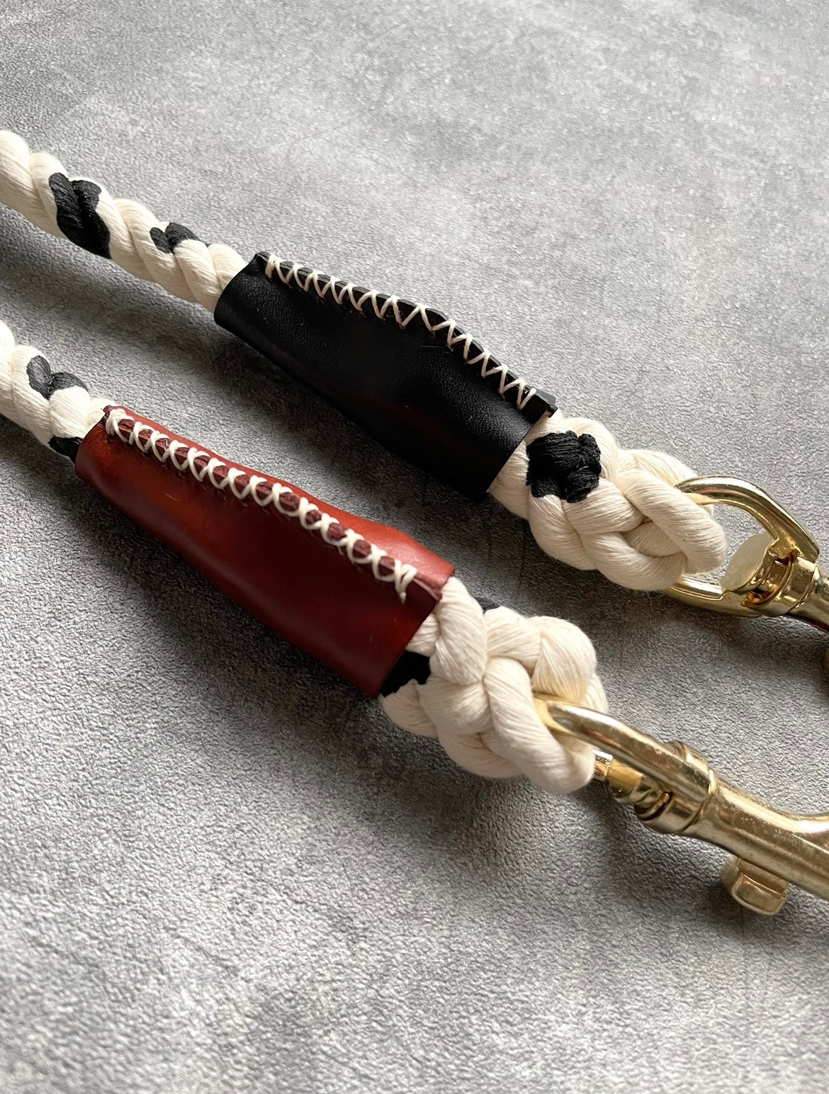 CUSTOM CASUAL 牛柄 ROPE LEAD