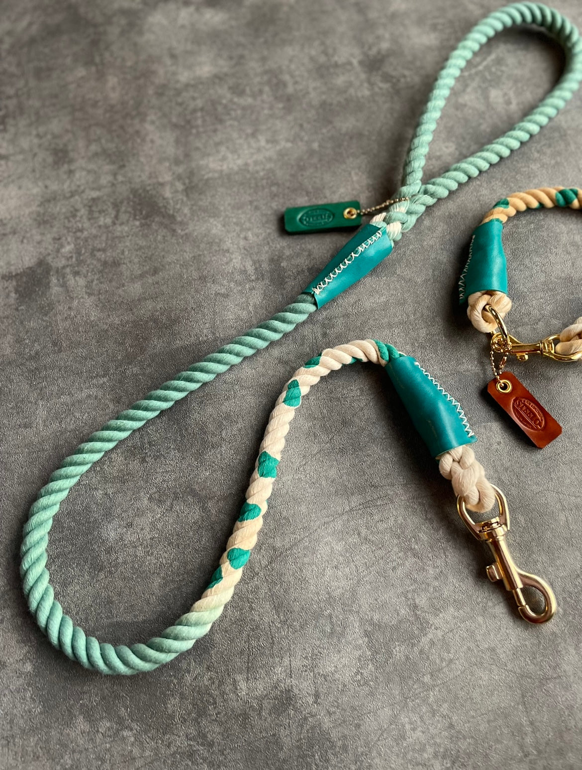 CUSTOM CASUAL 牛柄 ROPE LEAD