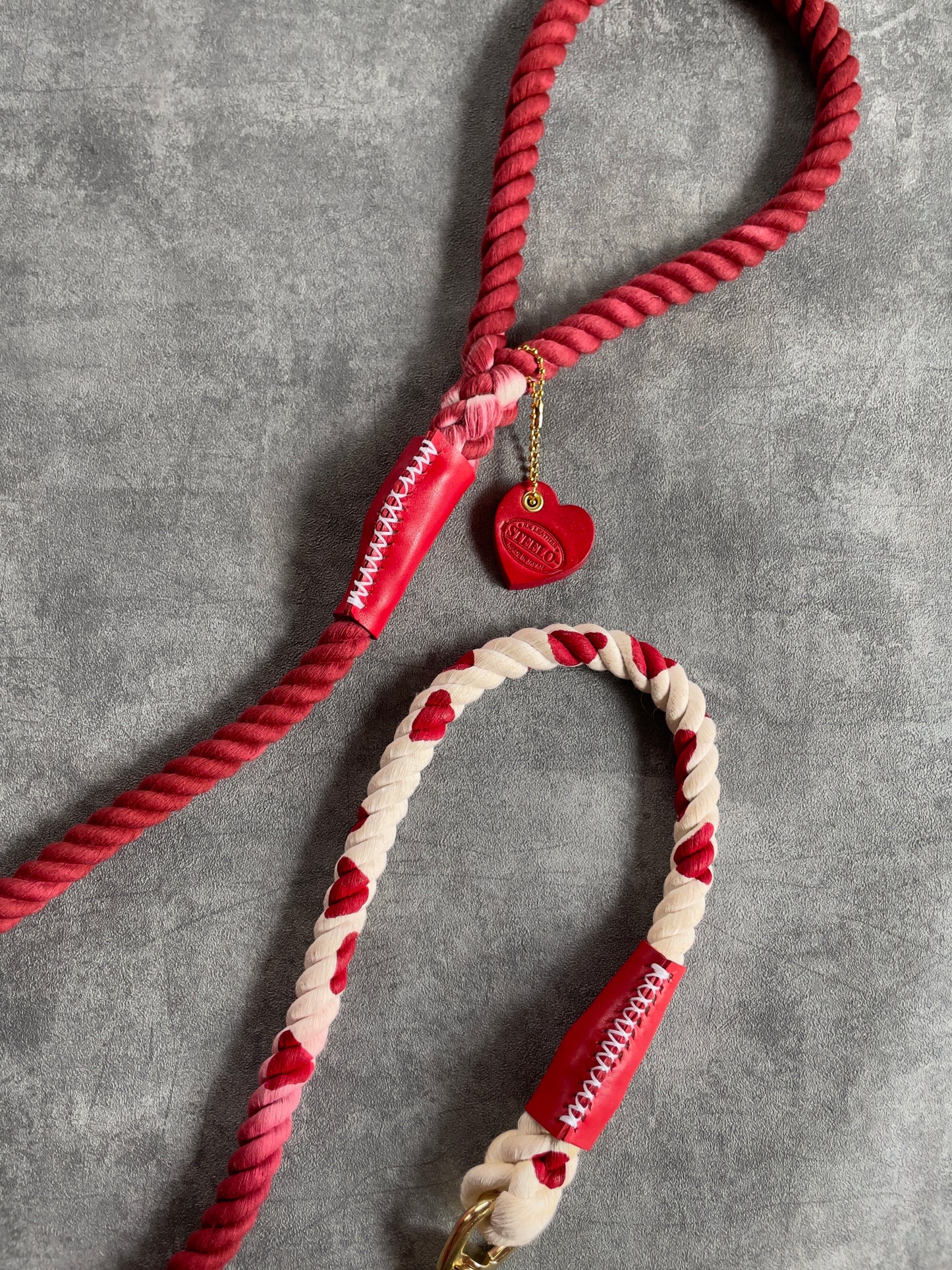 【予約商品】GRADATION COW PATTERN ROPE LEAD | RED