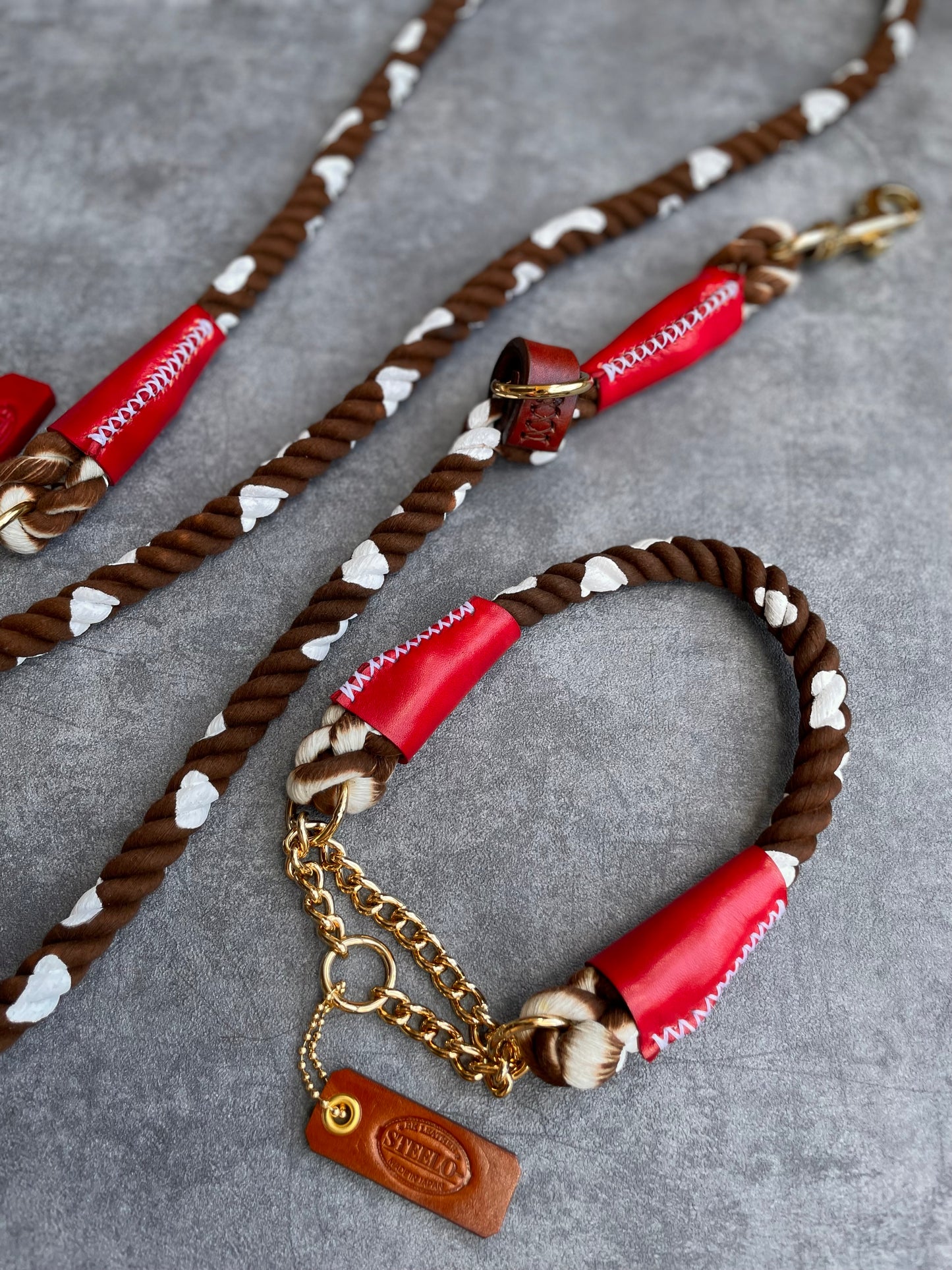 牛柄ROPE COLLAR