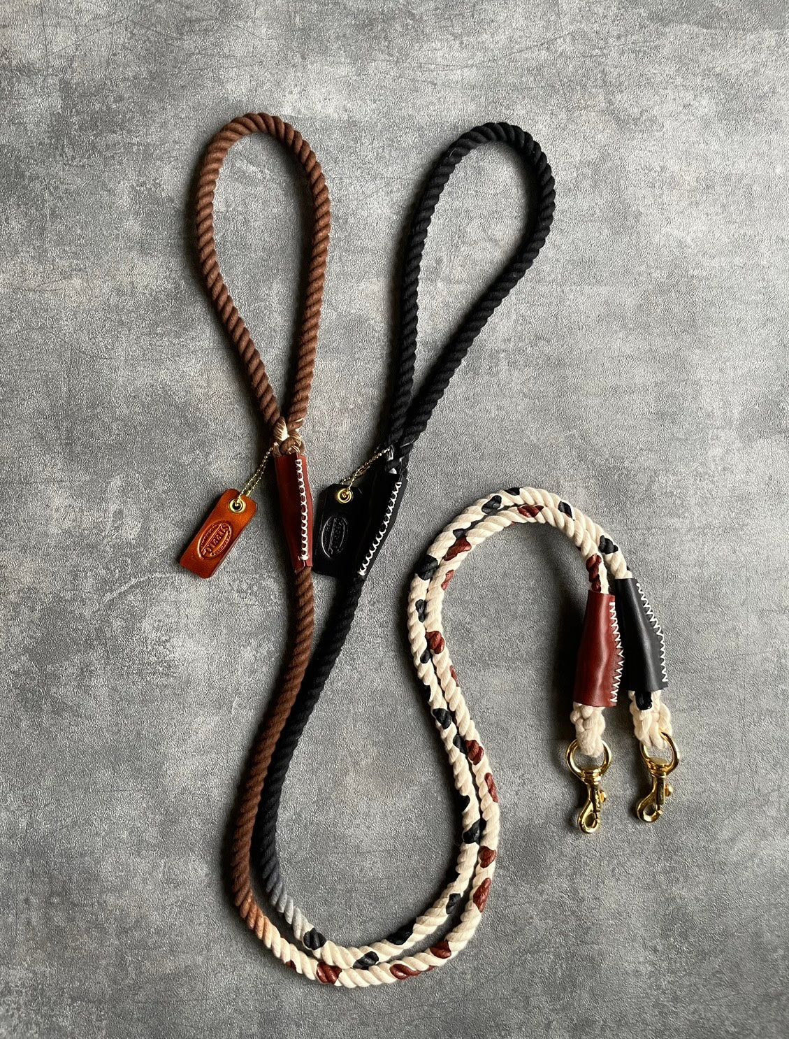 CUSTOM CASUAL 牛柄 ROPE LEAD